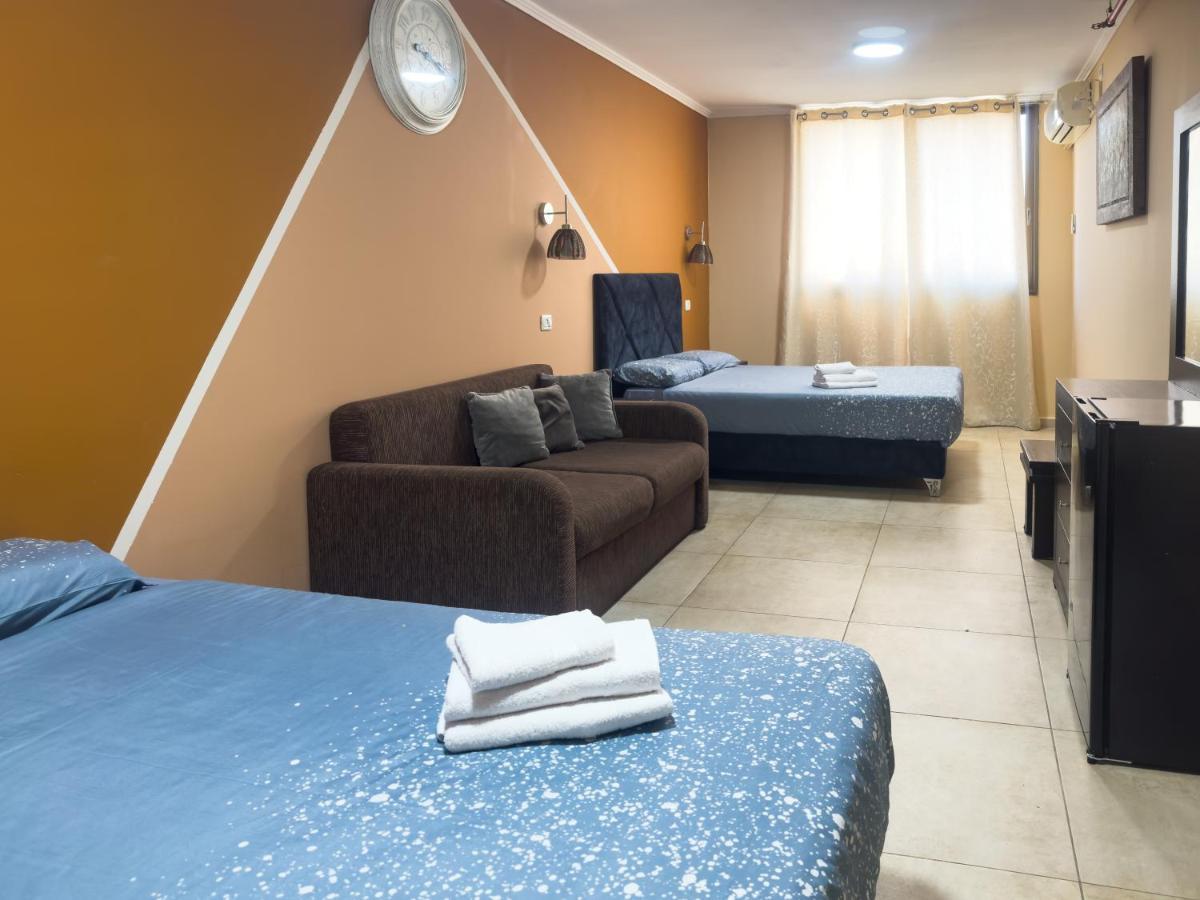Central Laguardia Hotel Tel Aviv Exteriör bild