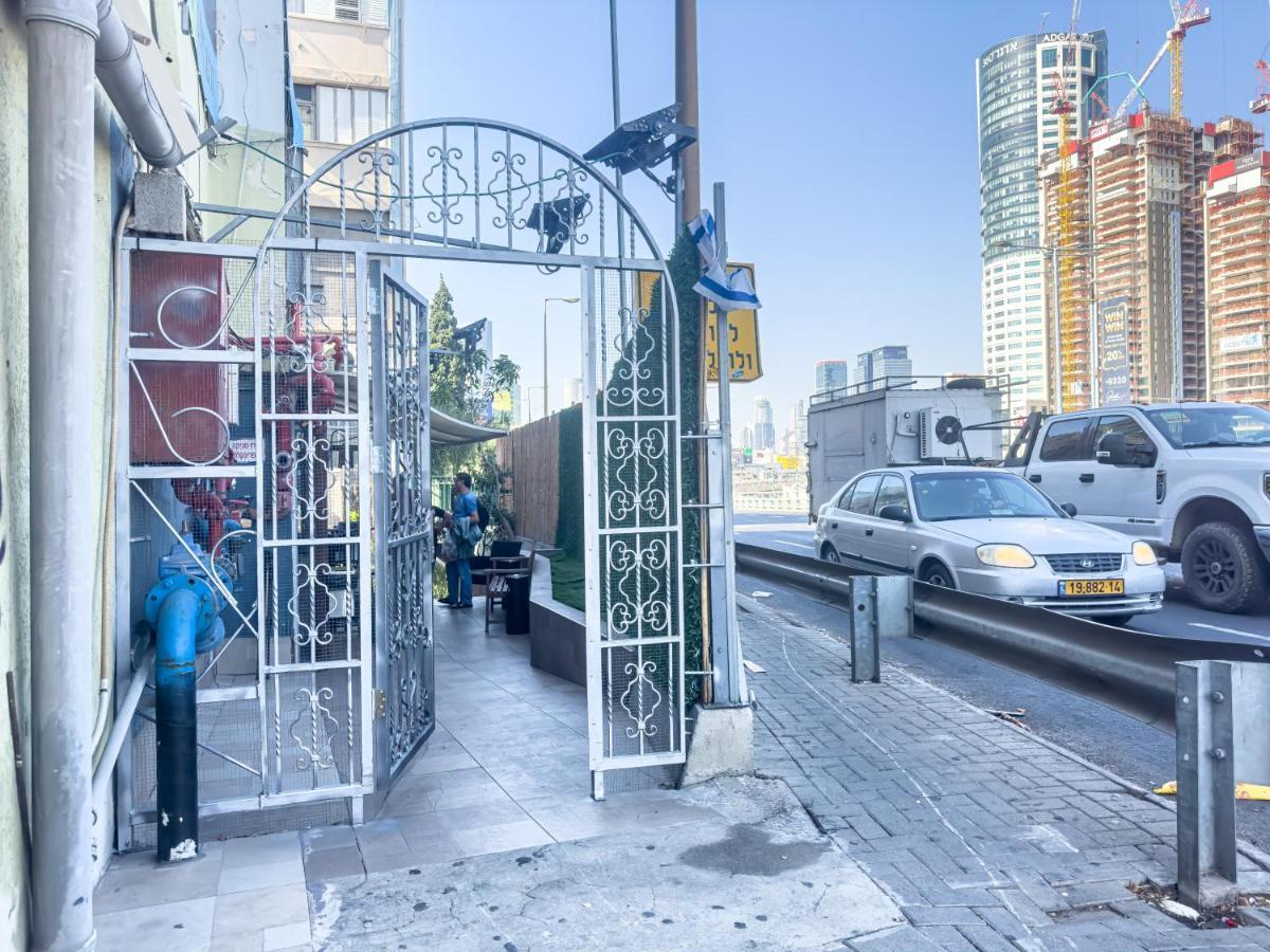 Central Laguardia Hotel Tel Aviv Exteriör bild